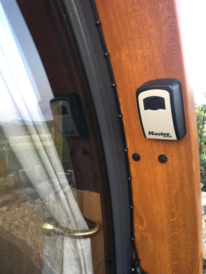 Hilltop Hideaway - Secluded Pod With Private Hot Tub Newry Esterno foto