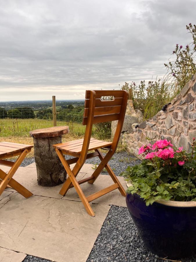 Hilltop Hideaway - Secluded Pod With Private Hot Tub Newry Esterno foto