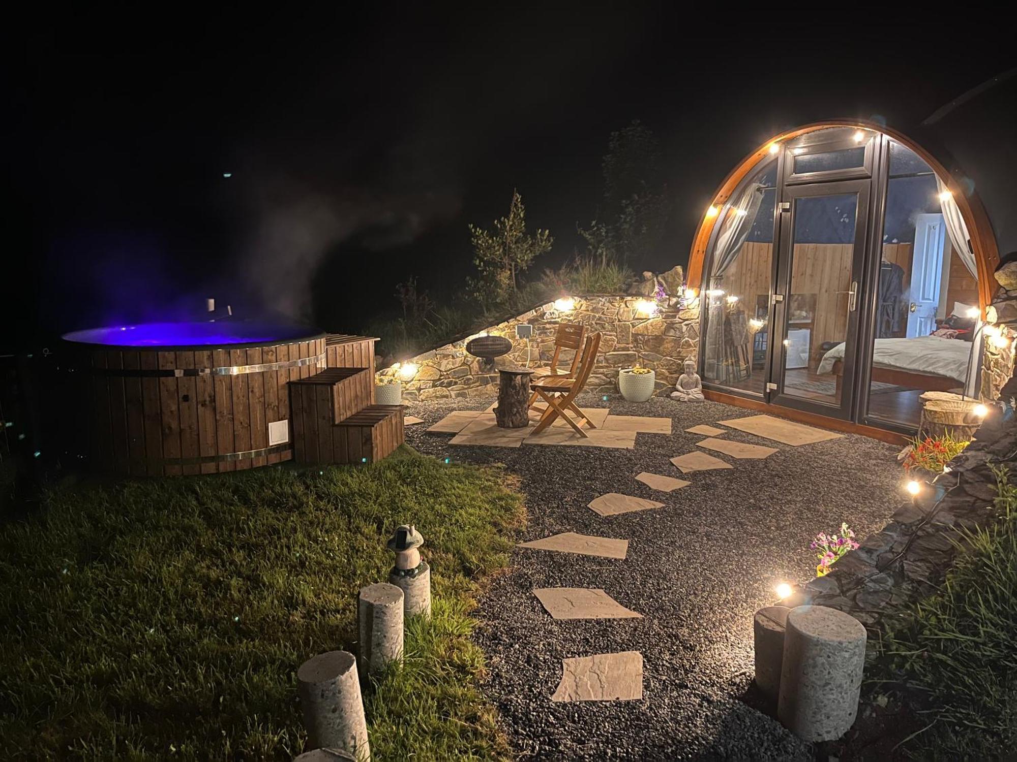Hilltop Hideaway - Secluded Pod With Private Hot Tub Newry Esterno foto